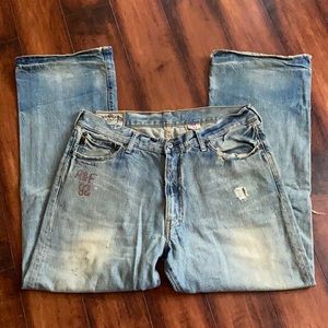 Men’s A&F vintage jeans